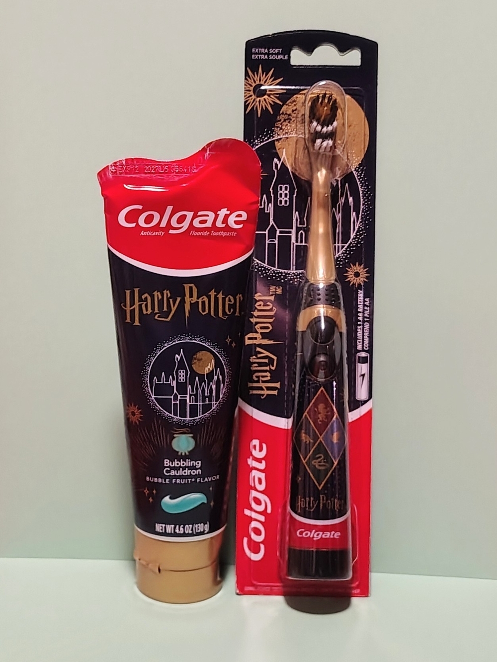 Harry Potter Electric Toothbrush & Toothpaste Set Bubble Fruit - Black and Gold